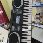 Piano with c type charging bettry opretor